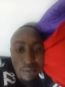Snapshot of BlackDia1 chatting on May 2026 03:12:02 PM BlackDia1 online show from May 2026 03:12:02 PM