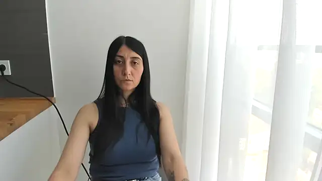 Snapshot of Linabay2 chatting on June 2026 07:03:01 AM Linabay2 online show from June 2026 07:03:01 AM