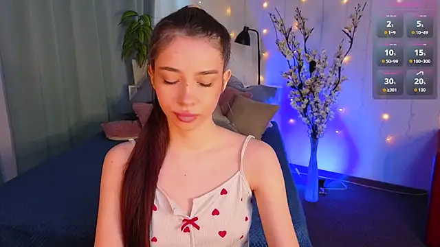 Monica Venom online show from May 2026 01:47:02 PM