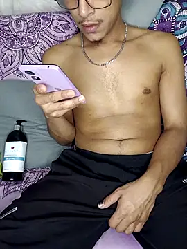 Lil black009 online show from May 2026 07:24:02 AM