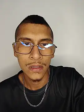 Lil black009 online show from July 2026 04:13:01 AM