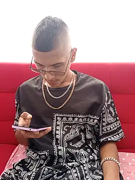 Lil black009 online show from May 2026 06:33:01 PM