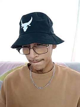 Lil black009 online show from July 2026 01:18:02 PM