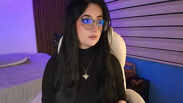 Snapshot of AnnyBonne9 chatting on May 2026 11:55:02 AM AnnyBonne9 online show from May 2026 11:55:02 AM