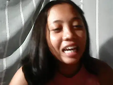 Snapshot of Yours_AsianPinayGirl18 chatting on June 2026 11:31:01 AM Yours AsianPinayGirl18 online show from June 2026 11:31:01 AM