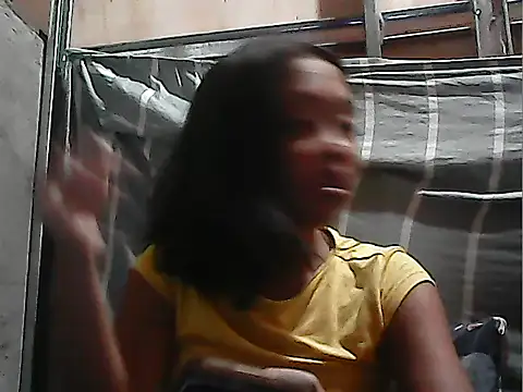 Snapshot of Yours_AsianPinayGirl18 chatting on June 2026 10:48:02 AM Yours AsianPinayGirl18 online show from June 2026 10:48:02 AM