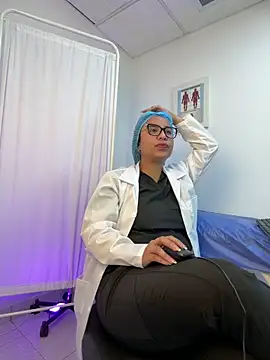 Aluna2  online show from May 2026 04:55:01 PM