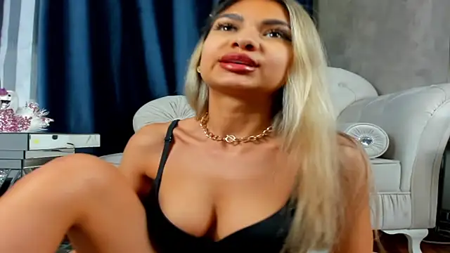 NayaSweetie online show from May 2026 08:27:02 PM