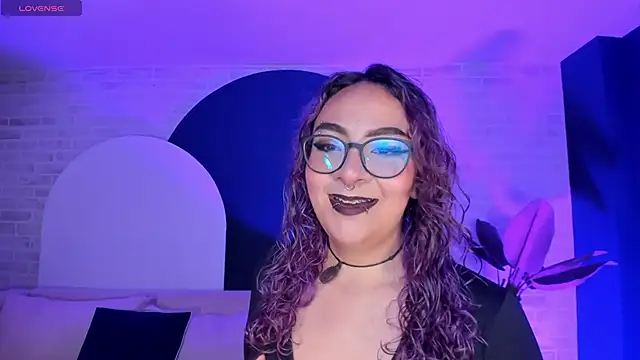 LoiseHarper online show from May 2026 03:31:02 AM