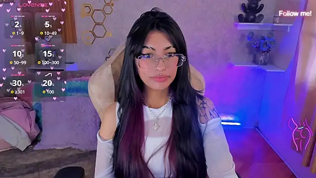 Snapshot of mia_smoke_ chatting on June 2026 04:49:02 PM mia smoke online show from June 2026 04:49:02 PM