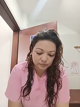 SAMANTHA--02 online show from May 2026 12:47:02 PM