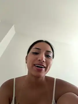 Snapshot of ScarlettVelvet chatting on July 2026 05:02:02 PM ScarlettVelvet online show from July 2026 05:02:02 PM