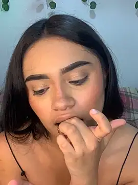 angiee boo1 online show from May 2026 12:38:02 AM
