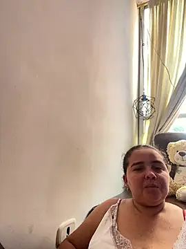 evereskira online show from May 2026 06:49:02 PM