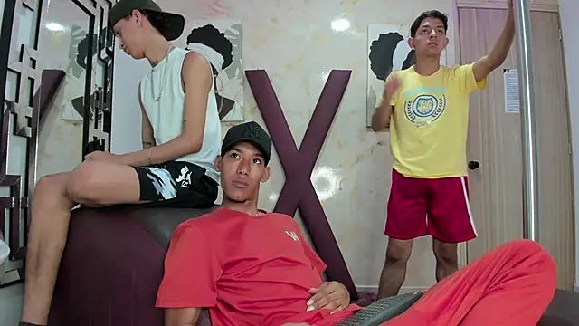 RED BOYS XXX online show from May 2026 01:26:02 PM