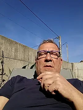 Soloyan online show from March 2026 02:39:01 PM