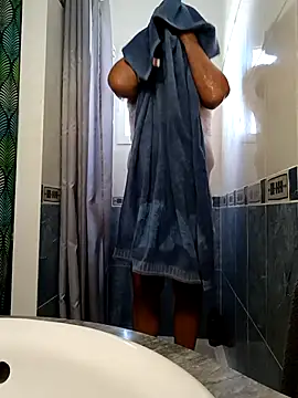 Soloyan online show from October 2025 11:22:02 AM