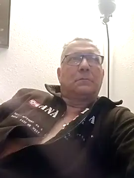 Soloyan online show from March 2025 06:57:01 PM