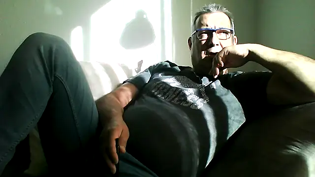 Soloyan online show from November 2025 09:35:02 AM