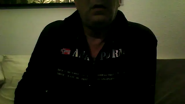 Soloyan online show from September 2025 04:30:01 AM