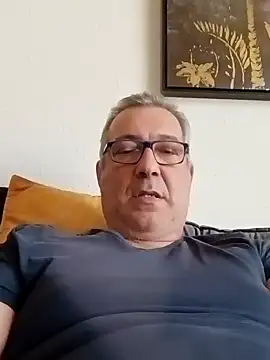 Soloyan online show from January 2025 01:20:01 PM