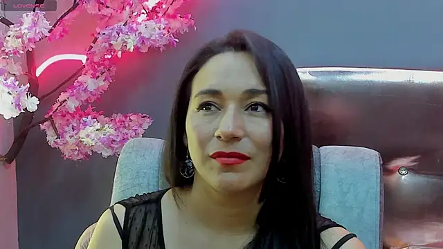 Snapshot of Elizabeth_bennett chatting on June 2026 12:49:02 AM Elizabeth bennett online show from June 2026 12:49:02 AM