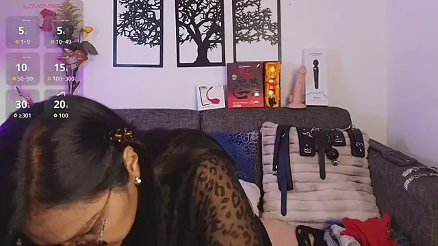 Angelabrowm online show from May 2026 03:41:01 AM