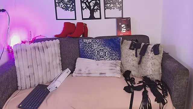 Angelabrowm online show from May 2026 03:37:01 AM