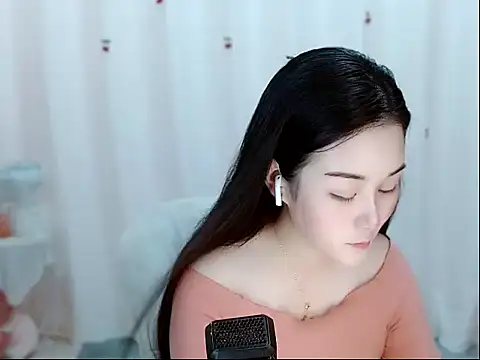 Amy-cnbaby online show from May 2026 01:35:02 AM
