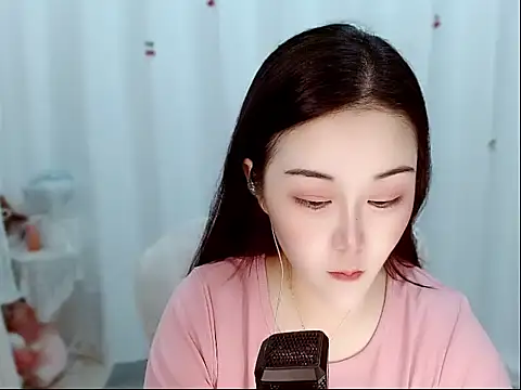 Amy-cnbaby online show from May 2026 01:37:02 AM
