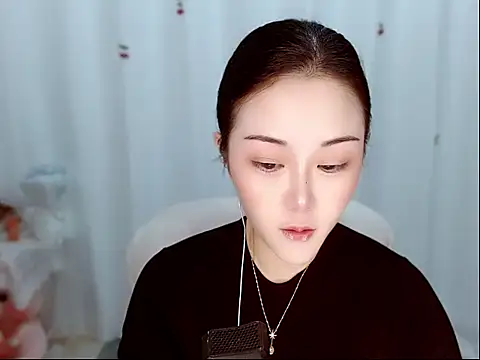 Amy-cnbaby online show from June 2026 01:33:01 AM