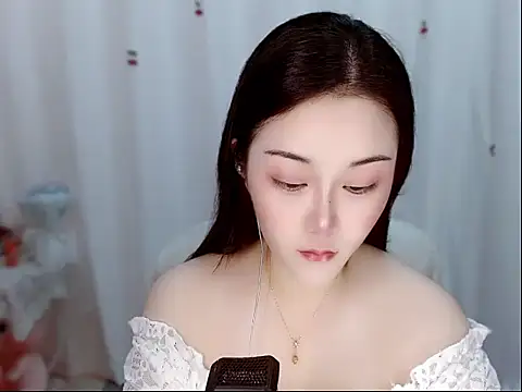 Amy-cnbaby online show from June 2026 01:33:01 AM