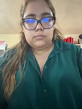 NyraMoon online show from July 2026 08:02:01 PM