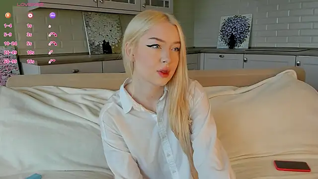 Chanelbayerr online show from May 2026 04:52:01 AM