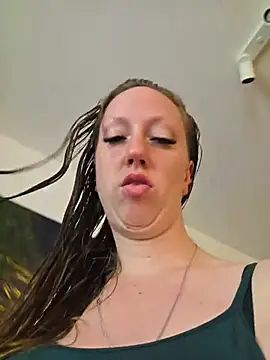SweetGermanAlina online show from June 2026 08:21:01 AM