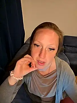 Snapshot of SweetGermanAlina chatting on May 2026 07:28:02 PM SweetGermanAlina online show from May 2026 07:28:02 PM