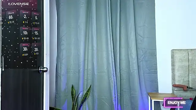 megangil  online show from May 2026 09:17:01 AM