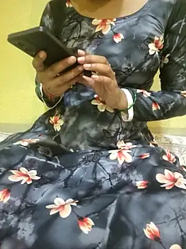 Seema yadav01 online show from May 2026 05:00:01 AM