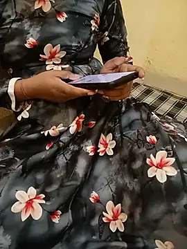 Seema yadav01 online show from July 2026 05:15:01 AM