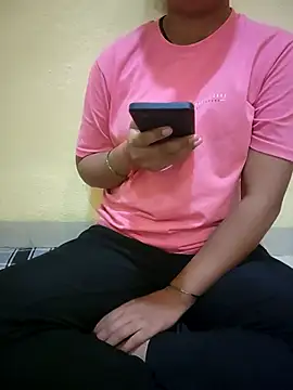 Seema yadav01 online show from April 2026 07:48:01 AM