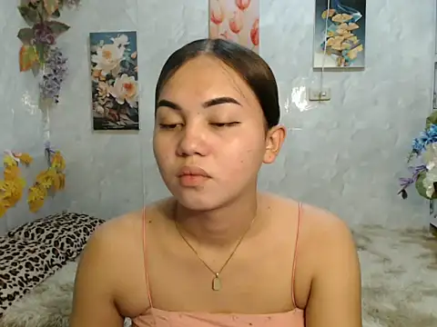 Snapshot of ur_asiankat chatting on June 2026 05:10:02 PM ur asiankat online show from June 2026 05:10:02 PM