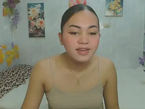 Snapshot of ur_asiankat chatting on June 2026 11:26:02 PM ur asiankat online show from June 2026 11:26:02 PM