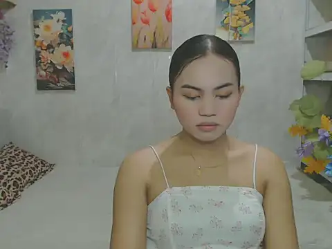 Snapshot of ur_asiankat chatting on May 2026 06:49:01 PM ur asiankat online show from May 2026 06:49:01 PM