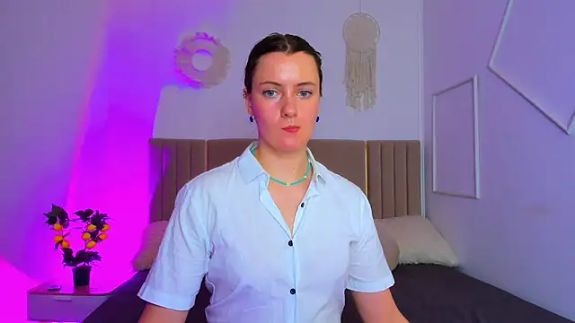 Cutie blushh online show from May 2026 12:26:02 PM