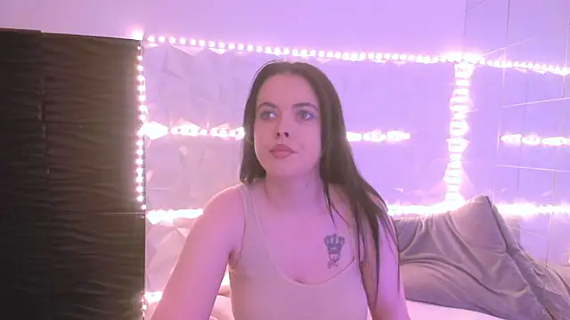 Isabell3 online show from May 2026 04:30:02 AM