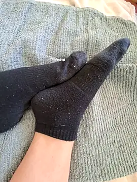 Midnight Feet online show from April 2026 09:49:01 AM