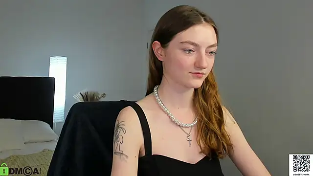 Snapshot of Valenora1 chatting on May 2026 11:24:02 AM Valenora1 online show from May 2026 11:24:02 AM