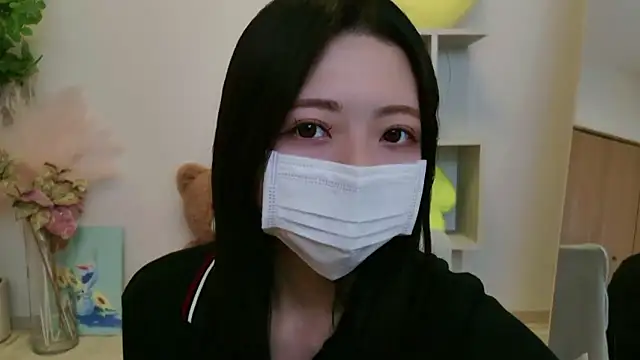 -Luna JP- online show from April 2026 11:39:01 AM