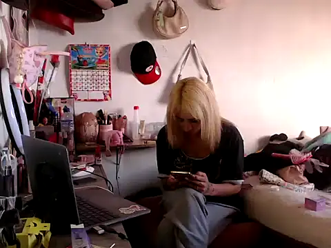 bunnyfoxxd online show from July 2026 12:56:01 PM
