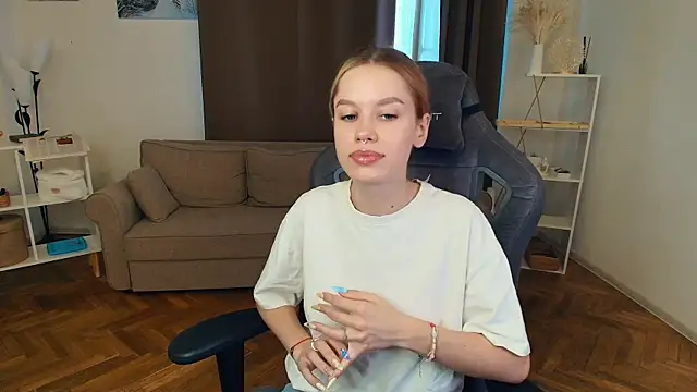 MelonyTauer online show from May 2026 01:14:01 PM